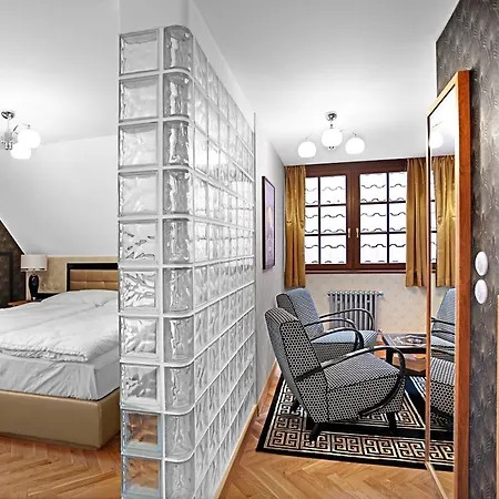 Authentic Hotel 4*