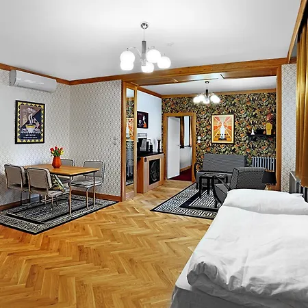 Authentic Hotell 4*